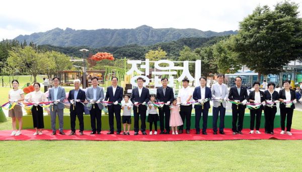 정읍 기적의 놀이터 개장2.jpg