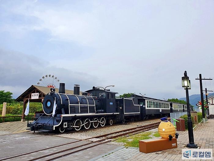 전남 곡성가볼만한곳 동화정원 가는길과 주차장 코스모스구경 여행 안내 (19).jpg