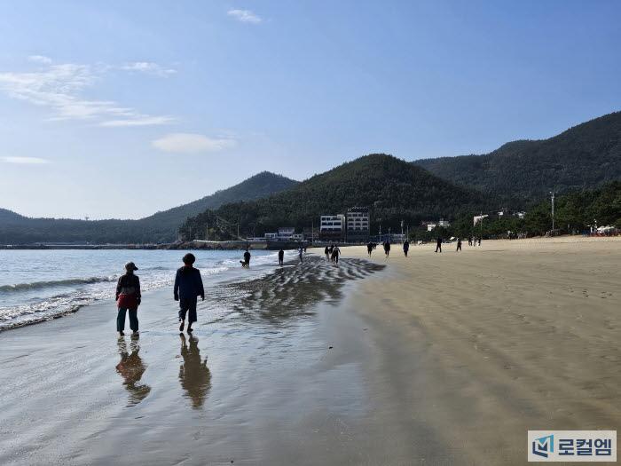 전남 완도가볼만한곳 명사십리해수욕장 노르딕워킹과 여행지 TOP3 (12).jpg