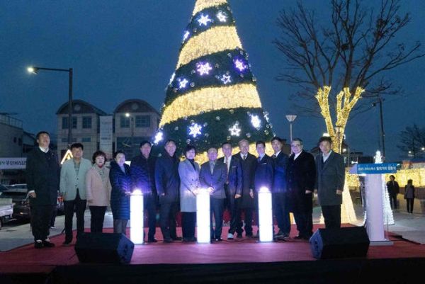 연천 크리스마스 점등식.jpg