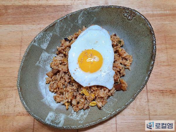 유기농&nbsp;쏘리쌀로&nbsp;만든&nbsp;삼겹살&nbsp;볶음밥&nbsp;레시피,&nbsp;집밥의&nbsp;정석_(19).jpg