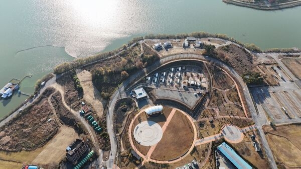 상무평화공원 공공야영장.jpg