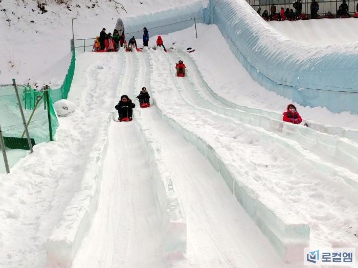 청양&nbsp;칠갑산얼음분수축제&nbsp;알프스마을 (4).jpg