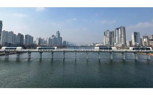 태화강 다리 위에서 '세계의 맛'…울산교 세계음식문화관 전국 첫 개관