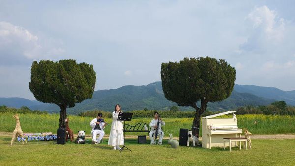 곡성 동화정원 미니음악회.jpg