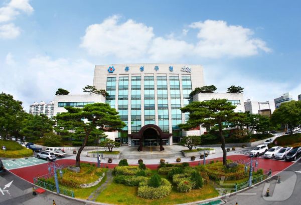 대전유성구청 전경.jpg