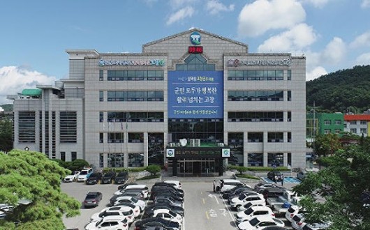 고창군, 천일염 명품 브랜드 육성 본격 나선다…전통 자염 계승