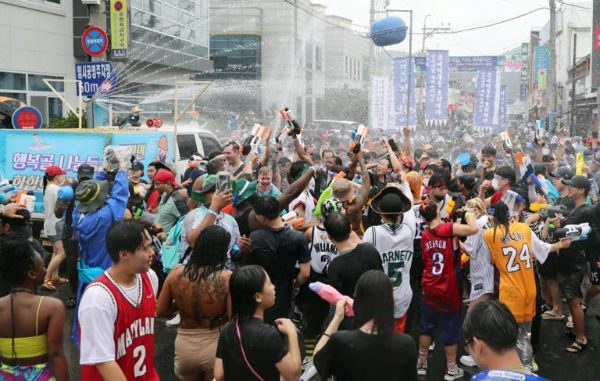 정남진 장흥 물축제.jpg